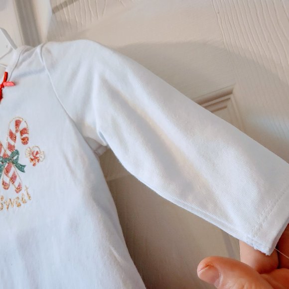 NWT Candy Canes "Sweet" Christmas/Holiday Two Piece w/Matching Socks-Sz 6 mos! - Picture 11 of 15